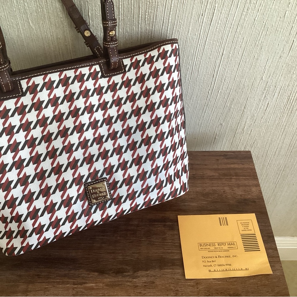 Dooney & Bourke Houndstooth Tote Bag - Red and White